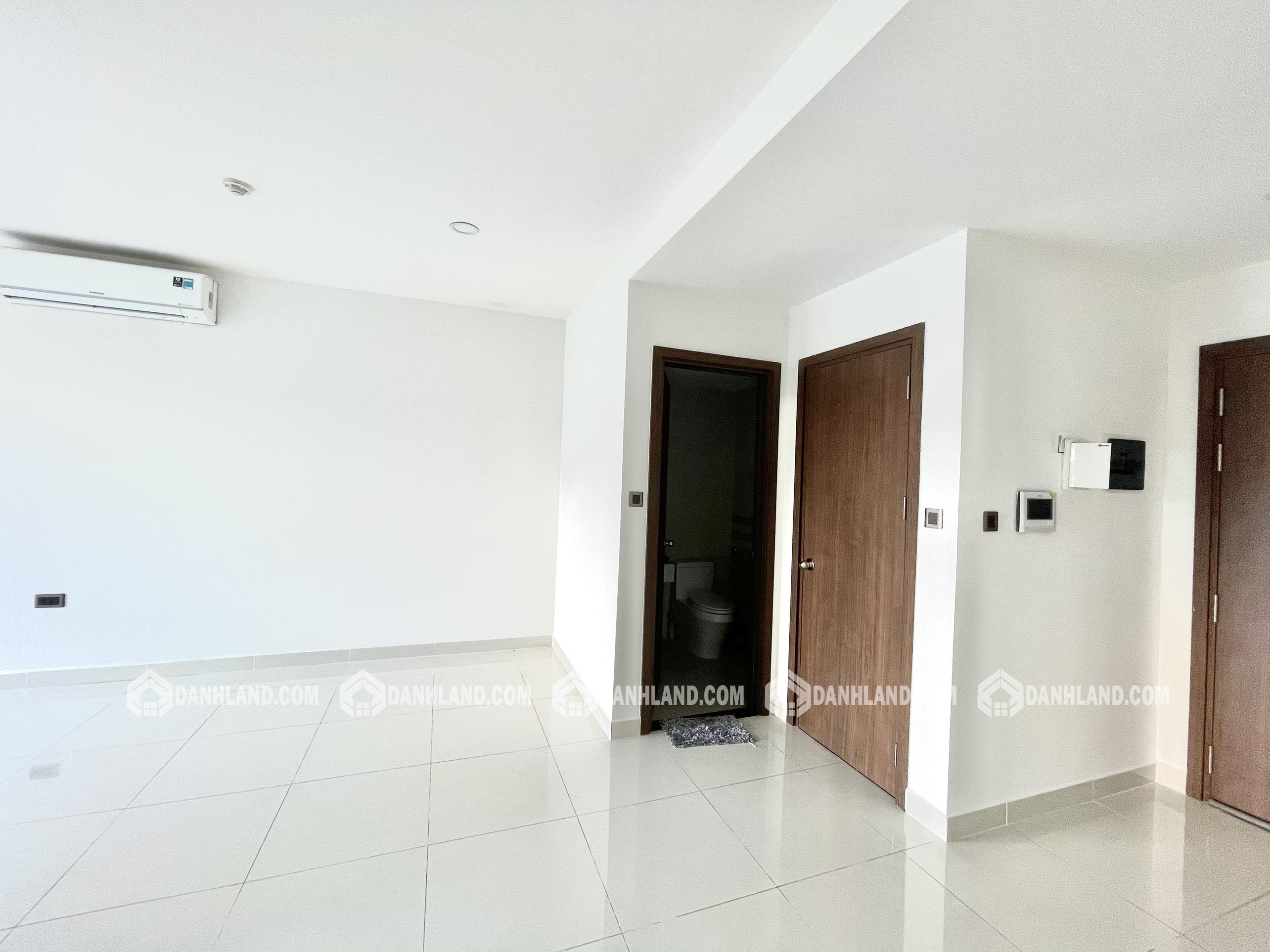 CHO THUÊ OFFICETEL TẠI SAIGON ROYAL GIÁ CHỈ 12 TRIỆU/ THÁNG. LIÊN HỆ TRANG 0943905454 ĐỂ XEM NHÀ NHÉ